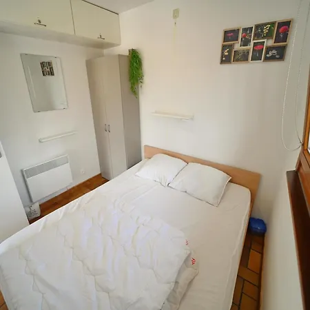Σπίτι διακοπών Detached Chalet Max 2 Pers And 2 Children Oignies
